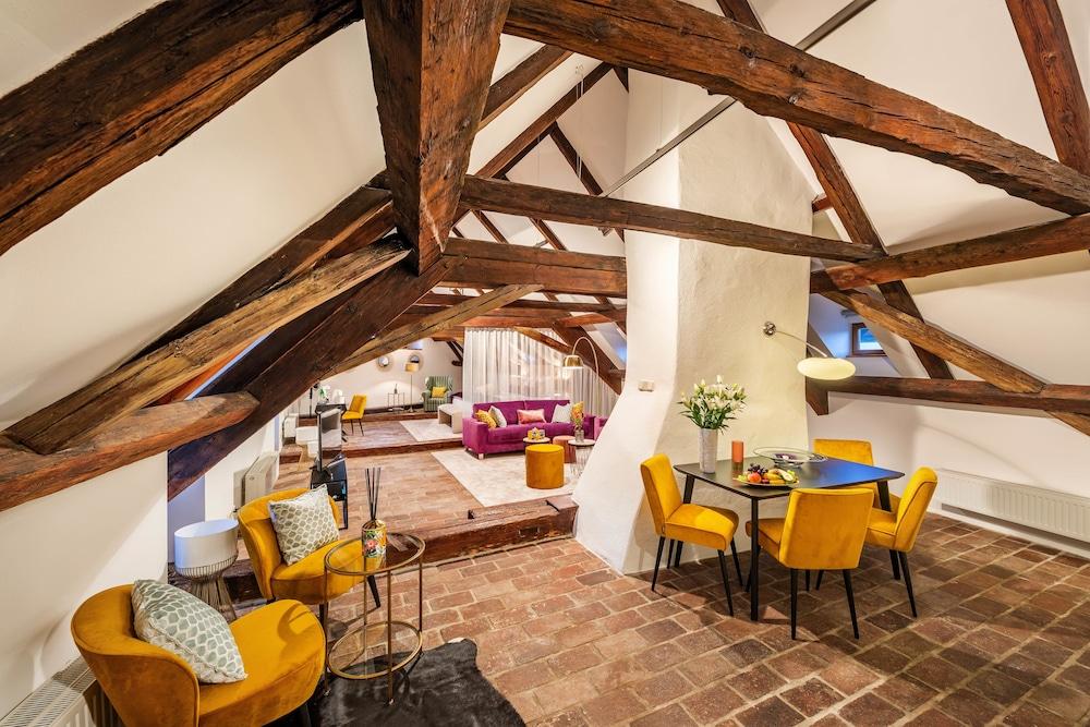 Bellevue Hotel Чески-Крумлов Экстерьер фото