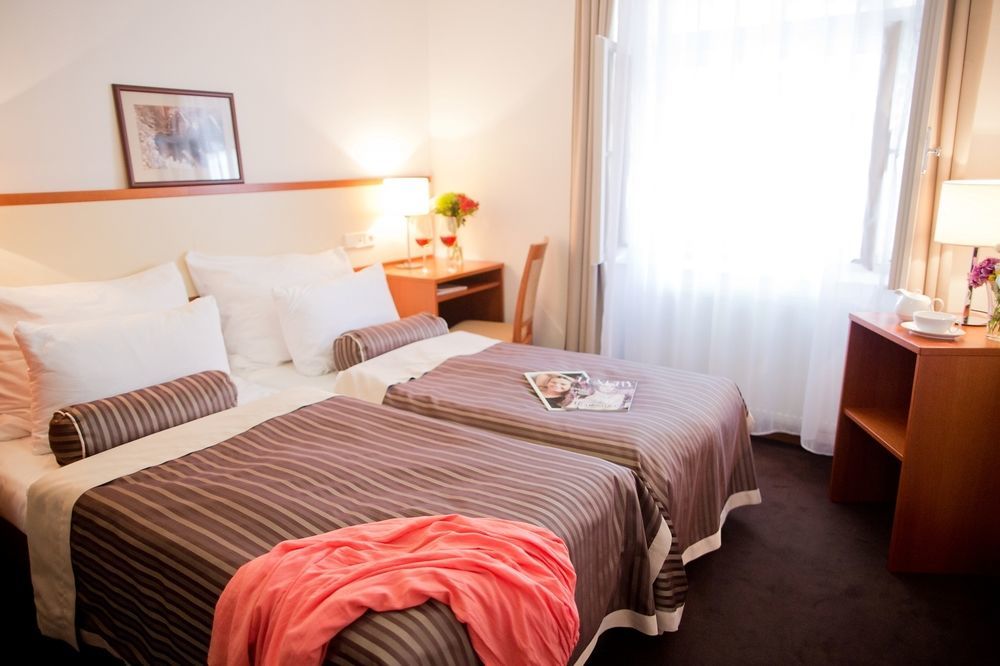 Bellevue Hotel Чески-Крумлов Экстерьер фото